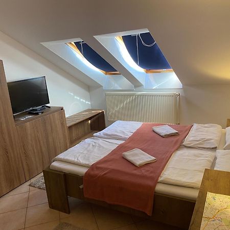 Haus Lucia Apartment เอ็กเกอร์ ภายนอก รูปภาพ