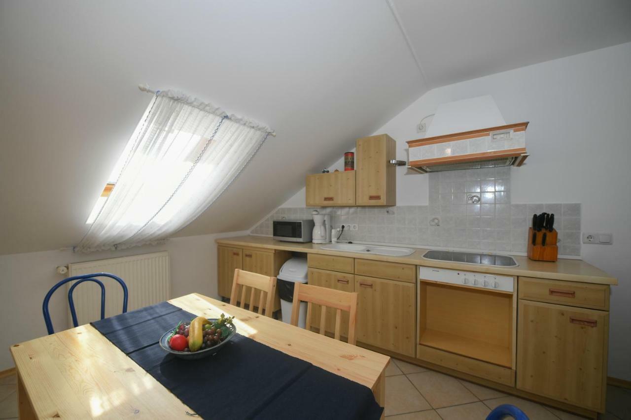 Haus Lucia Apartment เอ็กเกอร์ ภายนอก รูปภาพ