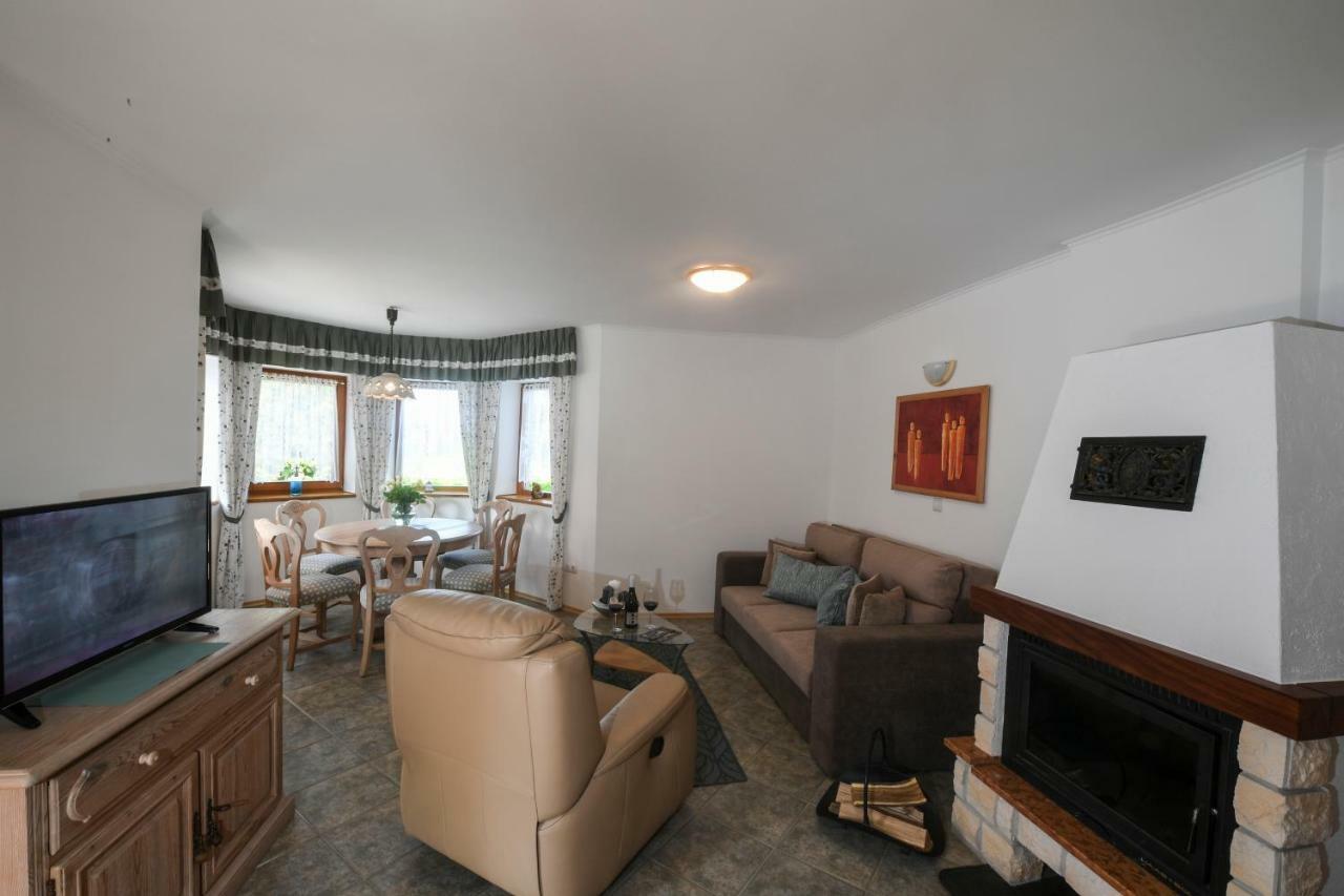 Haus Lucia Apartment เอ็กเกอร์ ภายนอก รูปภาพ