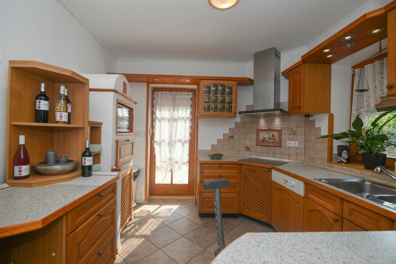 Haus Lucia Apartment เอ็กเกอร์ ภายนอก รูปภาพ