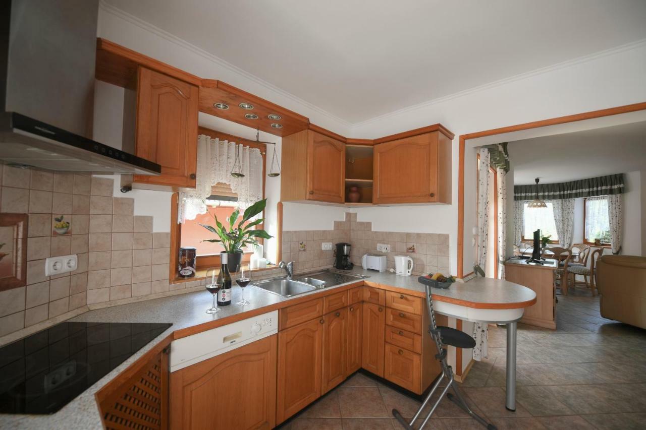 Haus Lucia Apartment เอ็กเกอร์ ภายนอก รูปภาพ
